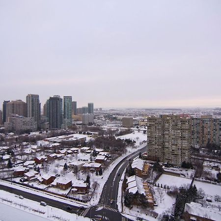 Maplewood Furnished Suites Mississauga Bagian luar foto