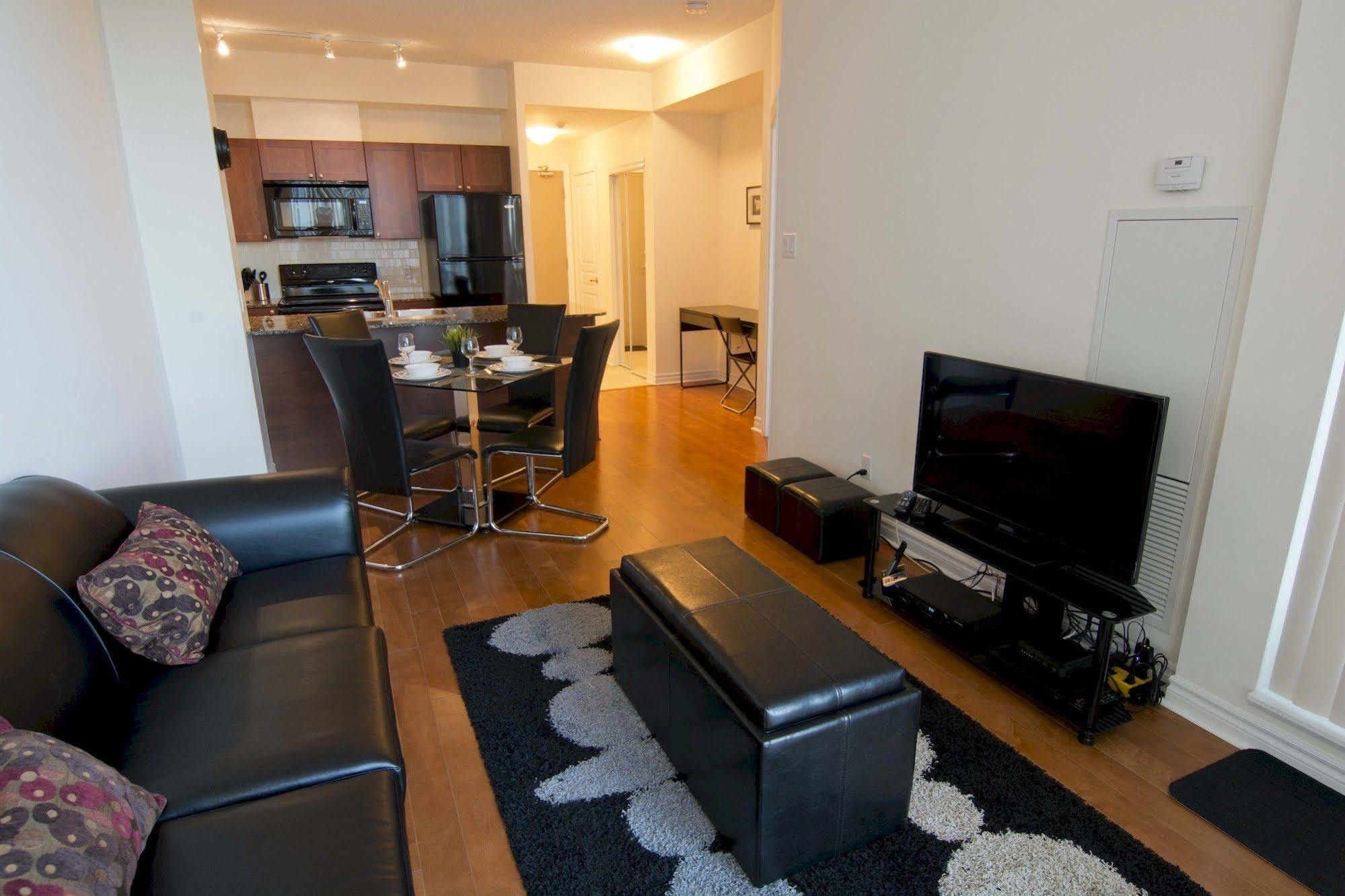 Maplewood Furnished Suites Mississauga Bagian luar foto