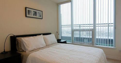 Maplewood Furnished Suites Mississauga Bagian luar foto
